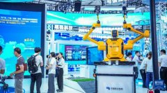 <b>从现场呈现的诸多智能体、智能终端展品</b>